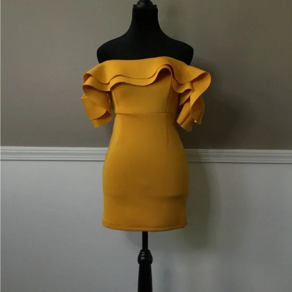 WinWin Strapless Mustard Dress - Picture 2 of 7